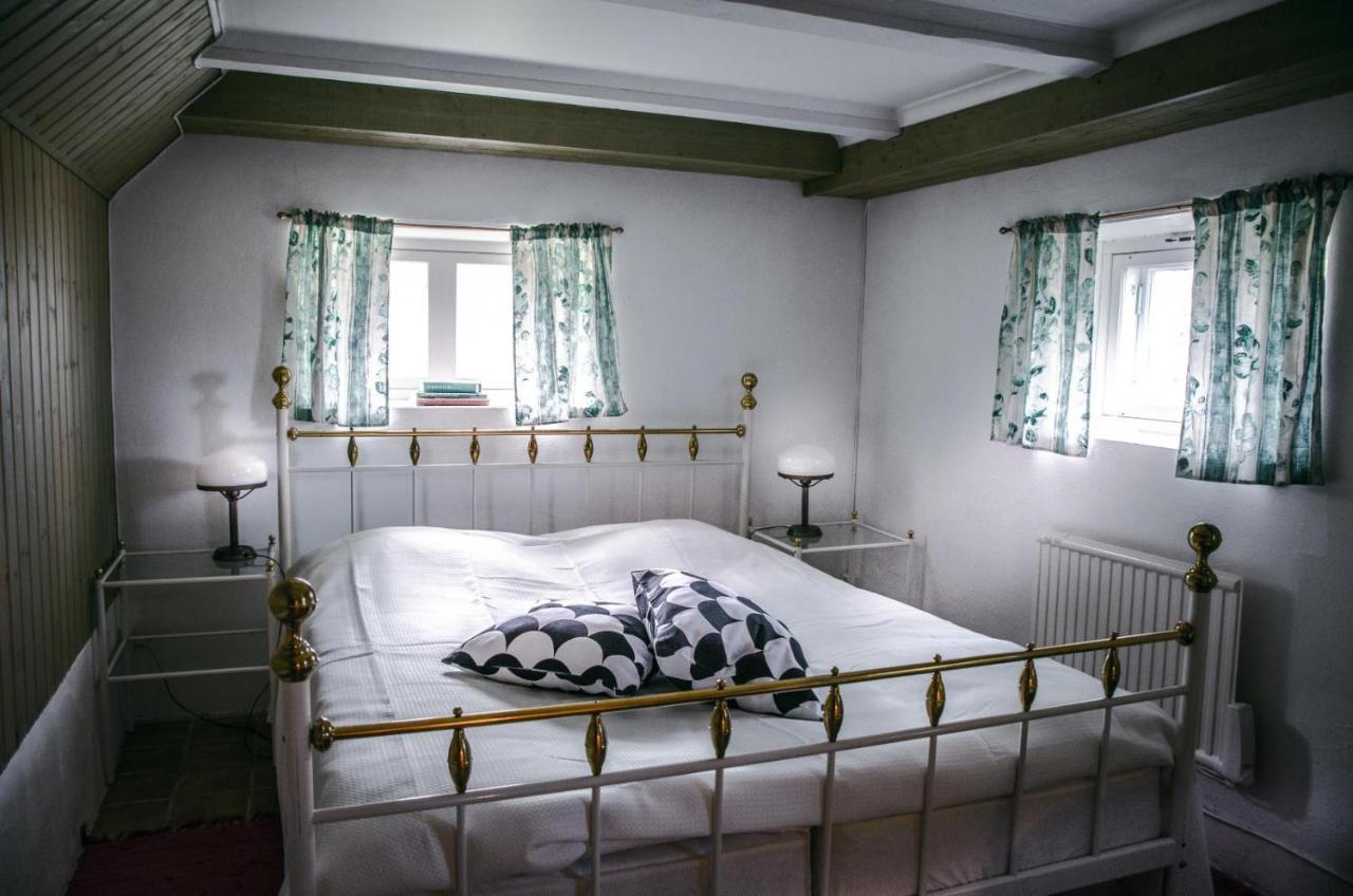 Aenggarde B&B Huse Esterno foto